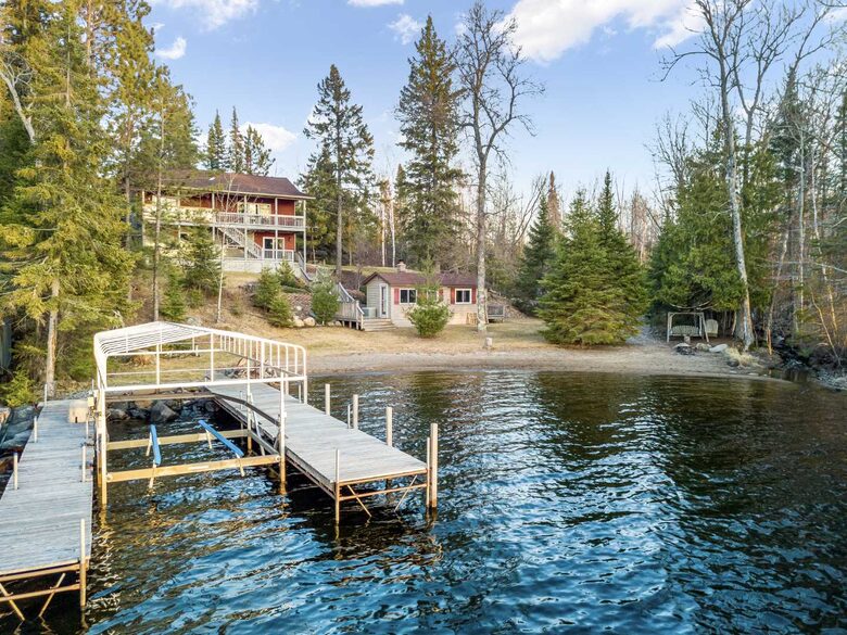 Northwoods Lakefront Retreat on Frazer Bay - Tower, Minnesota