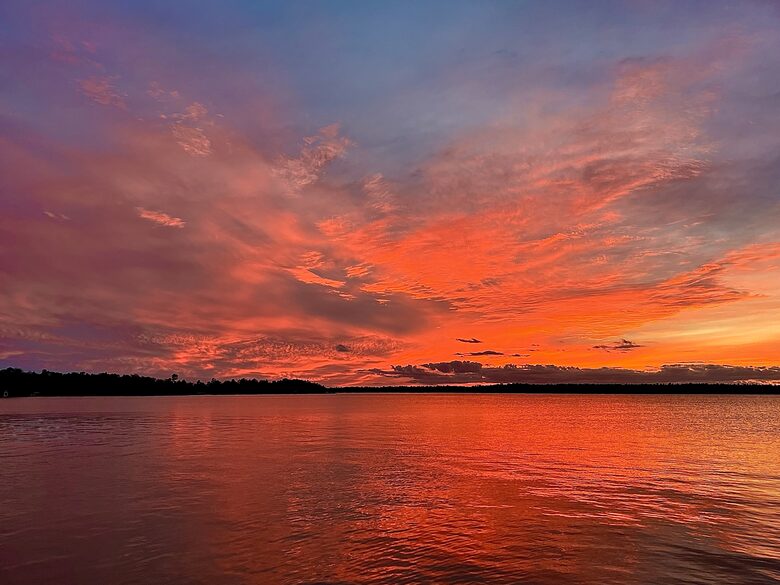 Northwoods Lakefront Retreat on Frazer Bay - Tower, Minnesota