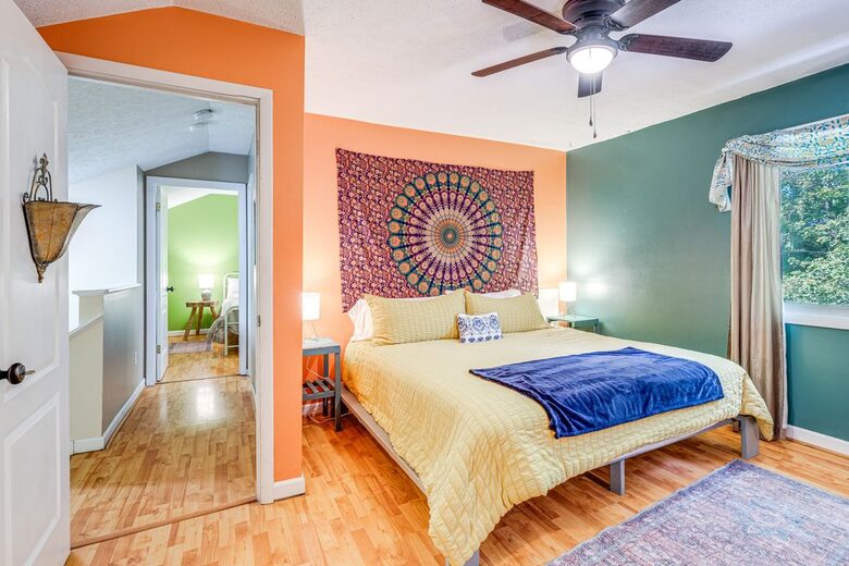 Private Wellness Retreat with Sauna, Hot Tub, and Wooded Grounds Near Blacksburg - Blacksburg, Virginia