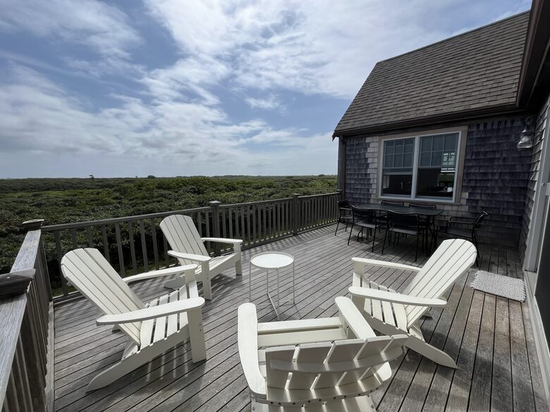 Deck seating with dining area for 6.