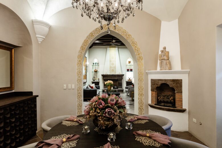 Private Centro Sanctuary with Parroquia Sightlines - San Miguel de Allende, Mexico