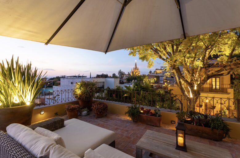 Private Centro Sanctuary with Parroquia Sightlines - San Miguel de Allende, Mexico