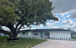 Canal-Front Florida Retreat with Private Dock and Pool Near Manasota Key - Englewood, Florida