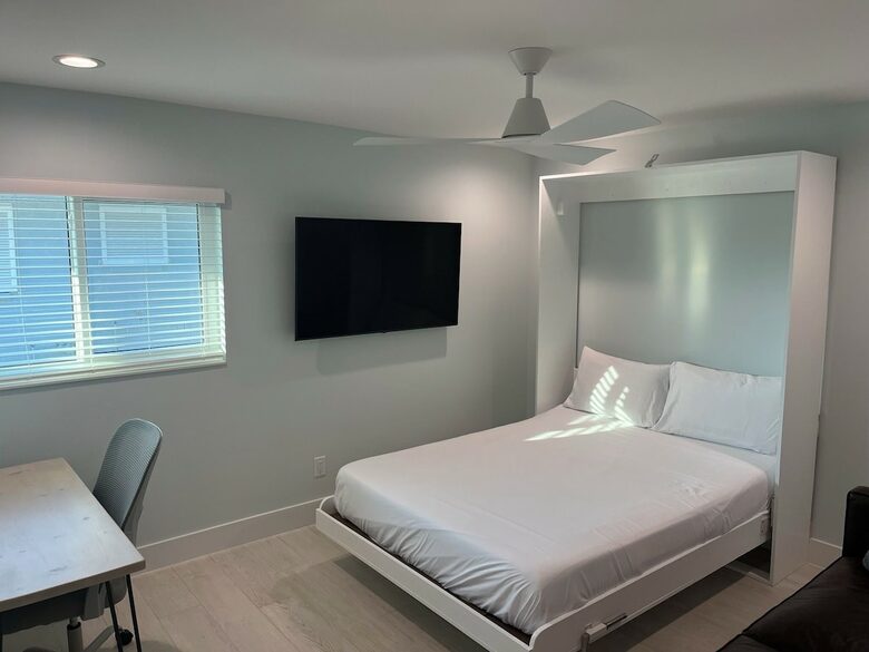 Canal-Front Florida Retreat with Private Dock and Pool Near Manasota Key - Englewood, Florida
