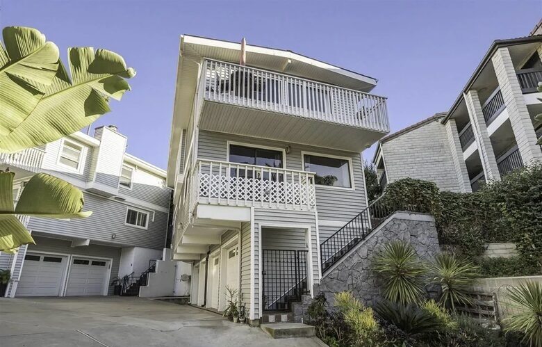 Coastal Village Living Steps to San Clemente Beach - San Clemente, California