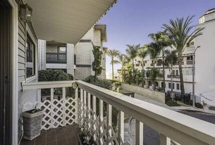 Coastal Village Living Steps to San Clemente Beach - San Clemente, California