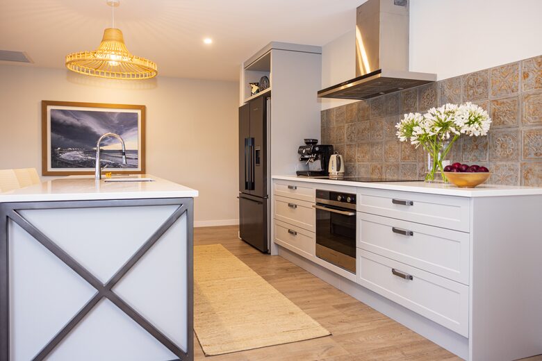 Relaxed Waterfront Location, Cooks Beach, Coromandel - Whitianga, New Zealand