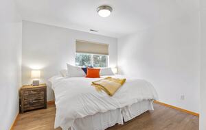 Comfortable Midtown Bozeman Townhome Near Downtown - Bozeman, Montana