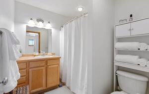 Comfortable Midtown Bozeman Townhome Near Downtown - Bozeman, Montana