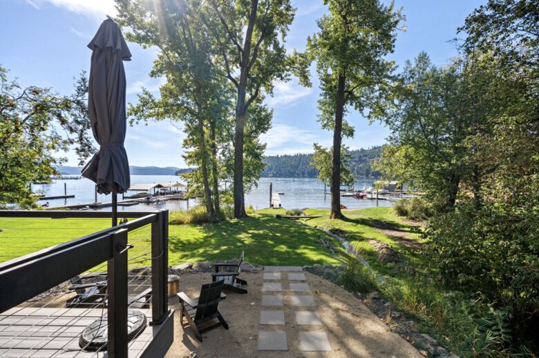 Contemporary Lake Coeur d’Alene Escape - Coeur D’Alene, Idaho
