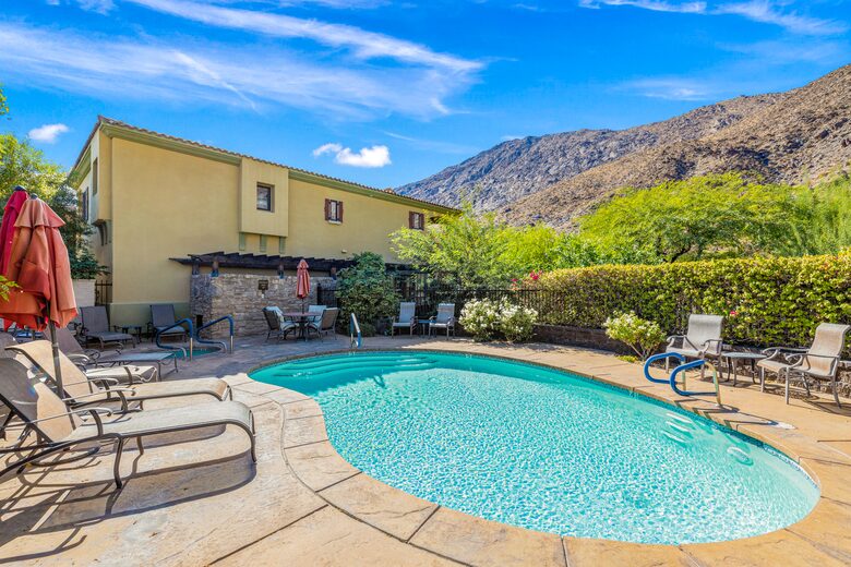 Private Tuscan-Inspired Escape in the Heart of Palm Springs - Palm Springs, California