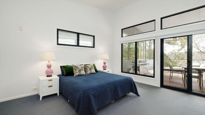 Elevated Bush Retreat with Bay Views Near Lobster Beach - Pretty Beach, Australia