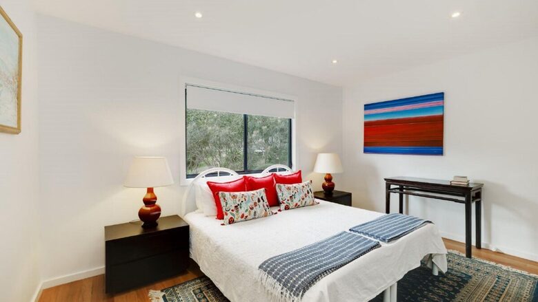 Elevated Bush Retreat with Bay Views Near Lobster Beach - Pretty Beach, Australia