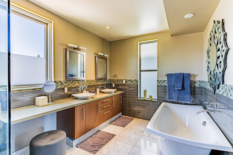 Little Italy Skyline Townhome - San Diego, California