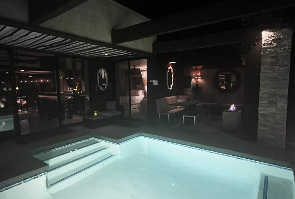 Private Palm Springs Balinese-style Pool Villa - Palm Springs, California