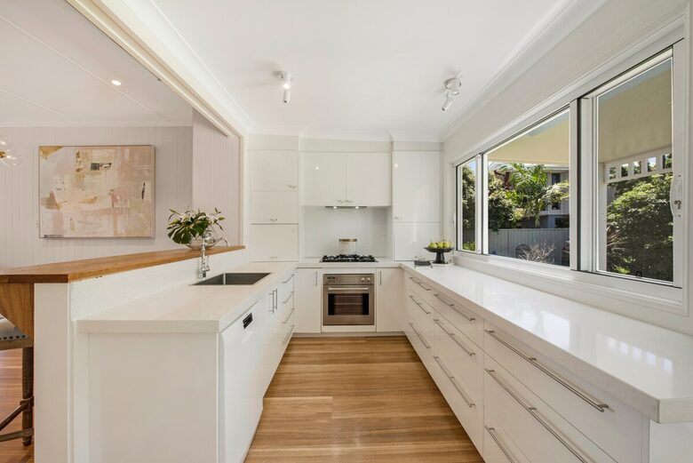 Absolute Bayfront Coastal Escape in Culburra Beach - Culburra Beach, Australia