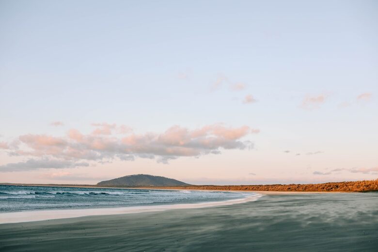 Absolute Bayfront Coastal Escape in Culburra Beach - Culburra Beach, Australia