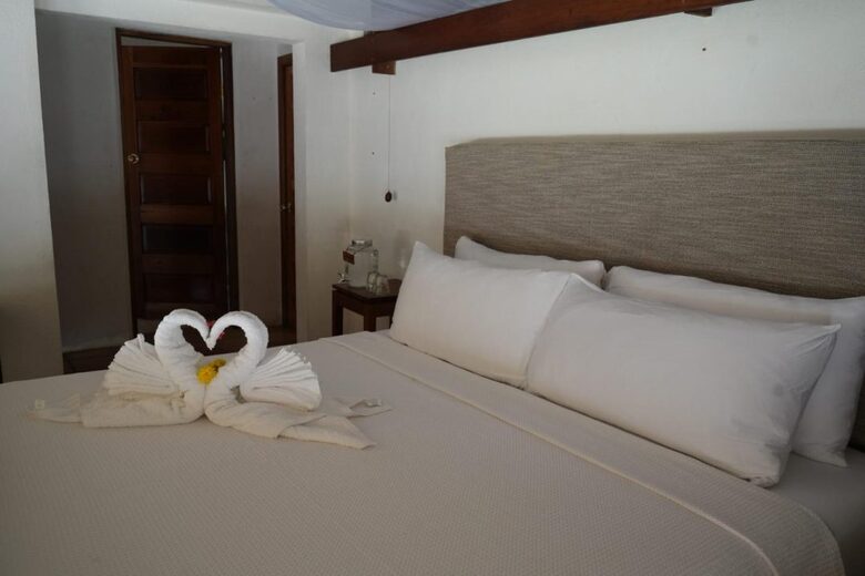 Jade Jungle Resort | All-Inclusive Eco-Luxury Full Resort on 300-Acre Private Reserve - Teakettle, Belize