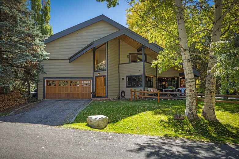 Avon Alpine Escape | Hot Tub · Trails · Ski Access - Avon, Colorado
