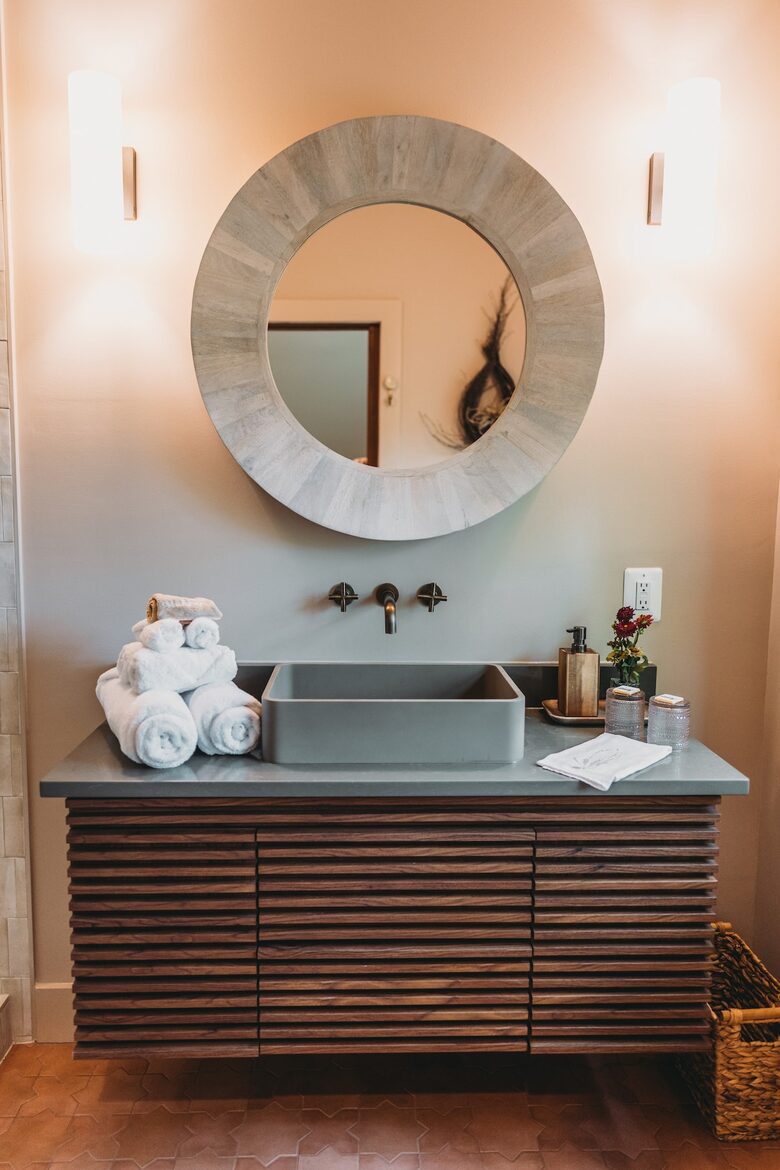 Soulful Delaplane Retreat on 44 Private Acres - Delaplane, Virginia