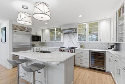 Bainbridge Island Elegant Condo near Ferry - Bainbridge Island, Washington