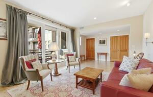 Bainbridge Island Elegant Condo near Ferry - Bainbridge Island, Washington
