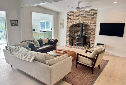 Hunter Valley Farmhouse Escape on 80 Acres - Congewai, Australia