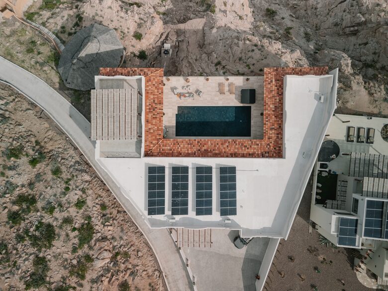 カサ・マンタラヤ | コルテス海を見下ろすモダンなオフグリッドの隠れ家 - メキシコ、プエルト・メシア