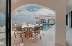 Casa Mantarraya | Modern Off-Grid Sanctuary Above the Sea of Cortez
