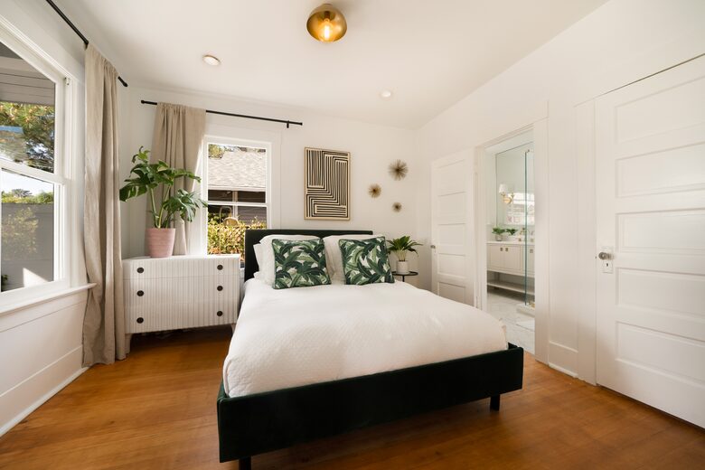Santa Barbara Downtown Home | Brand New Remodel | Walk to Public Market - Santa Barbara, California