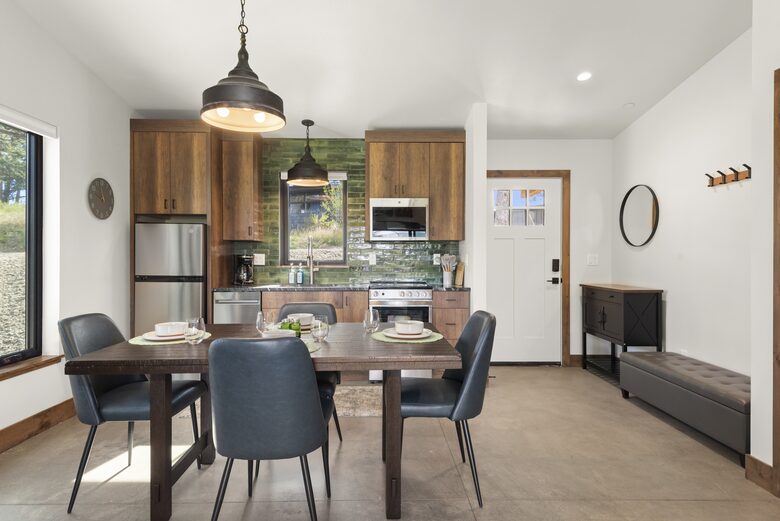 Colorado Escape Near Red Rocks & Denver - Evergreen, United States