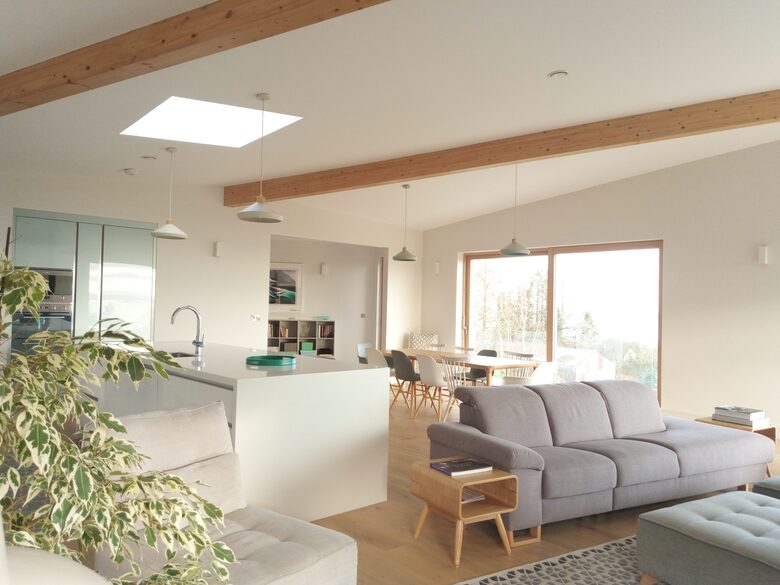 Country Home with Uninterrupted Lake Views - Tourmakeady, Ireland