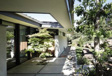 Architectural Retreat Above the Columbia Gorge - Mosier, Oregon