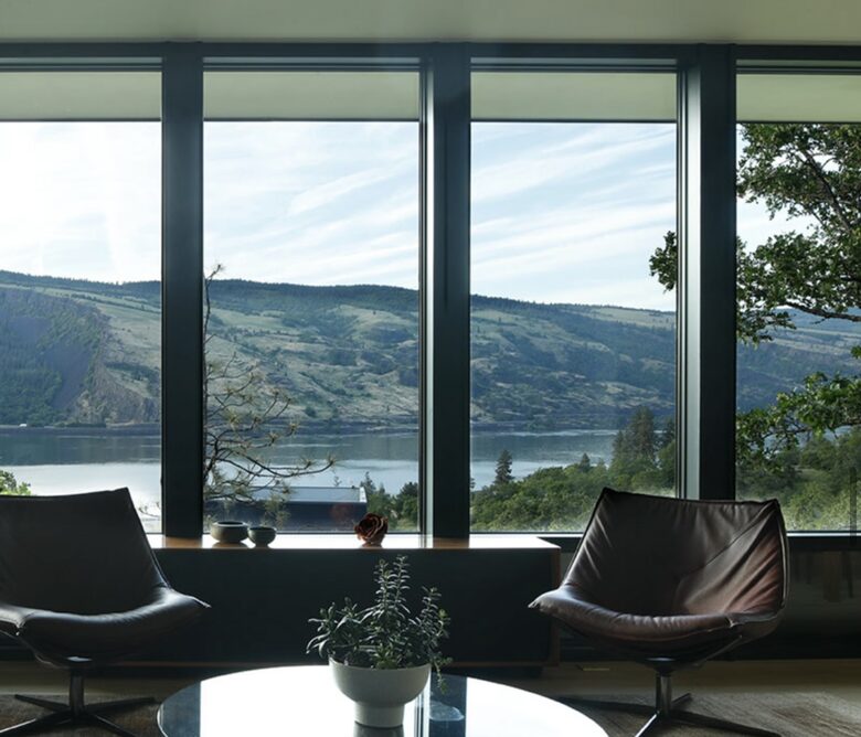 Architectural Retreat Above the Columbia Gorge - Mosier, Oregon