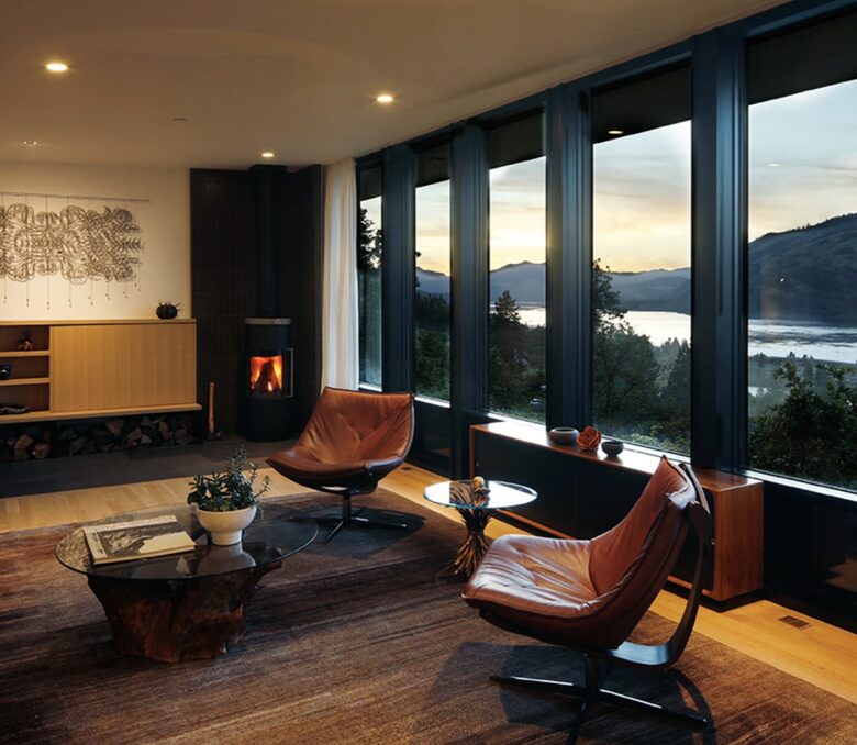 Architectural Retreat Above the Columbia Gorge - Mosier, Oregon