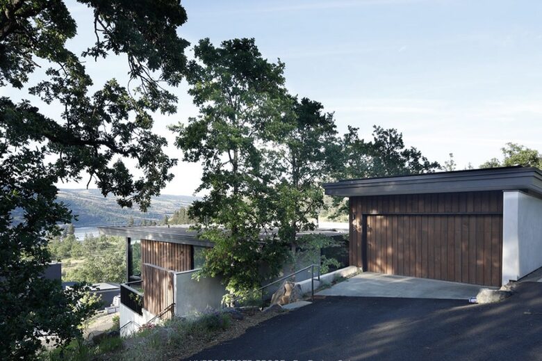 Architectural Retreat Above the Columbia Gorge - Mosier, Oregon