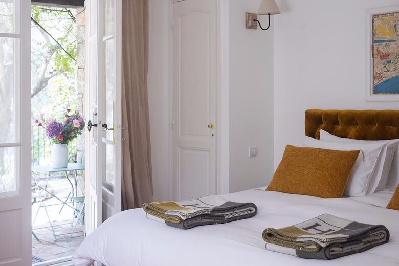 A Provençal Culinary & Historical Haven - Châteauneuf-Grasse, France
