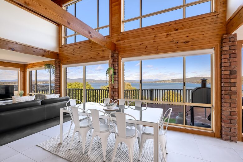 Elevated George’s Bay Waterfront with Gentle Beach Access - Akaroa, Australia