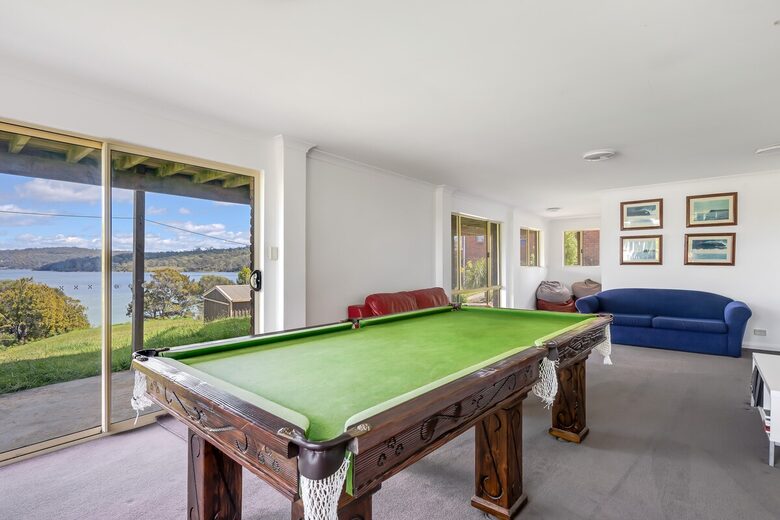 Elevated George’s Bay Waterfront with Gentle Beach Access - Akaroa, Australia