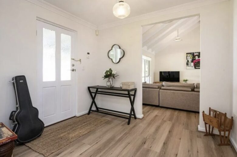 Wraparound Verandah Living at a Quindalup Home near Wineries - Quindalup, Australia