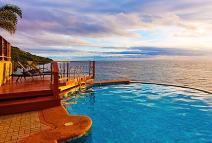 VILLA ON A CLIFF - PRIVATE OCEANFRONT RETREAT - Oslob, Philippines
