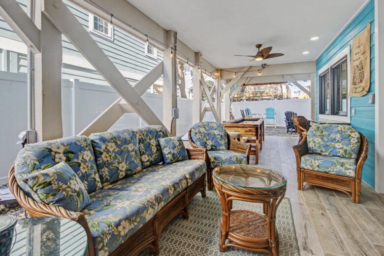 Palm Estate Retreat Steps from Surfside Shore - Surfside Beach, South Carolina