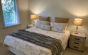 Master bedroom with King Size Bed