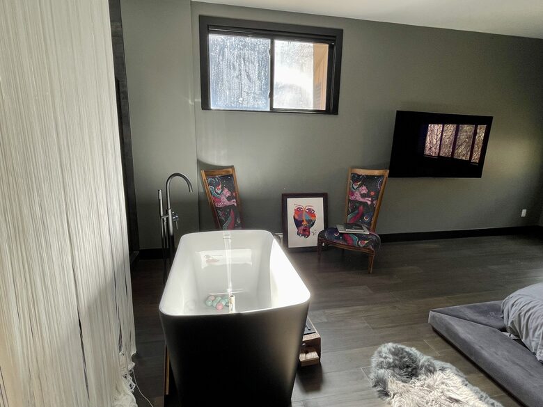 Modern Mountain Living on Vail's Bus Line - Vail, Colorado