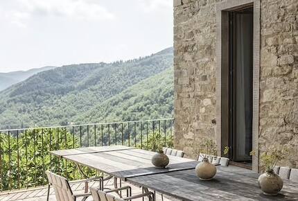A Timeless Tuscan Escape - Arezzo, Italy