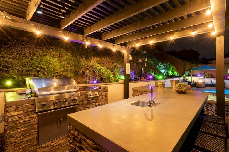 Private Pool, Spa and Outdoor Kitchen Estate in La Jolla - San Diego, California