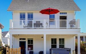 Seabrook Escape - Pacific Beach, Washington
