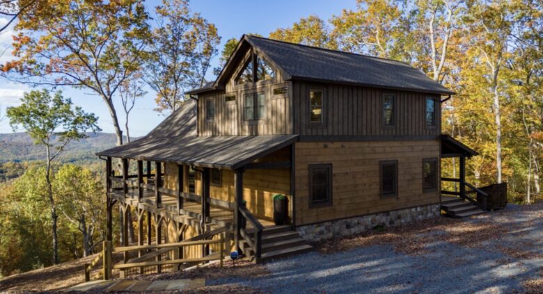 Mountain Top Views & Privacy at Eagle Ridge - Blue Ridge, Georgia