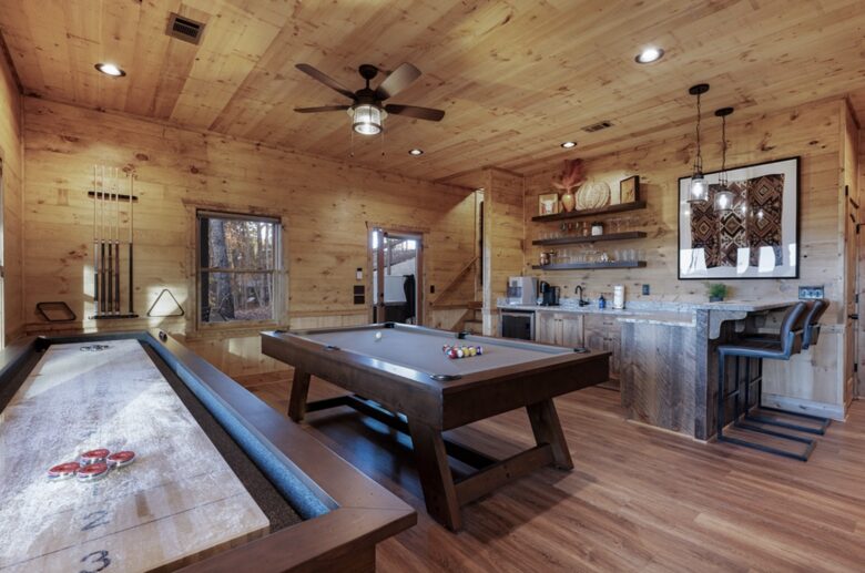 Mountain Top Views & Privacy at Eagle Ridge - Blue Ridge, Georgia