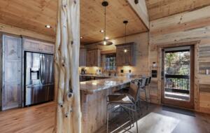 Mountain Top Views & Privacy at Eagle Ridge - Blue Ridge, Georgia